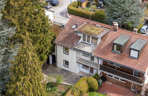 Investment: sanierungsbedürftige DHH in ...
