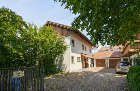 Fürstenfeldbruck – Central Living and Cl...