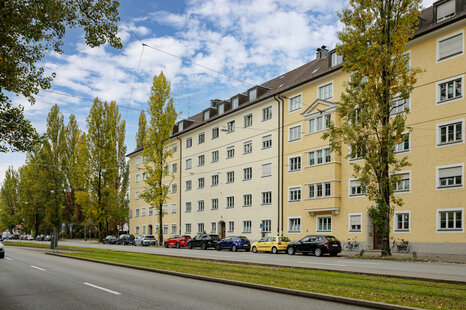 Erstbezug nach Sanierung – Stilvolle 4-Zimmer-Wohnung mit West-Loggia in Schwabing Erstbezug nach Sanierung – Stilvolle 4-Zimmer-Wohnung mit West-Loggia in Schwabing